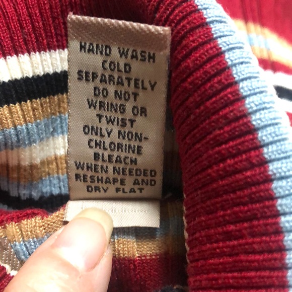i.e. Petite Women’s L Red/Blue/White/Black Stripped Sweater - Picture 8 of 8